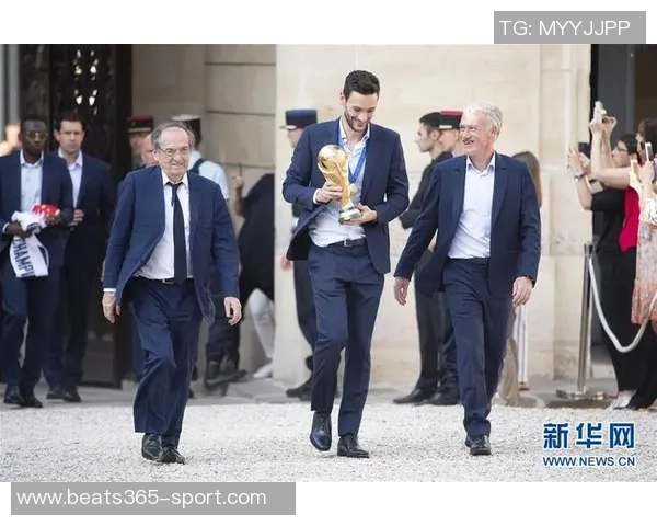 法国足协主席回应齐达内接班德尚传闻强调不干扰球队备战工作 法国足协主席回应齐达内接班德尚传闻强调不干扰球队备战工作