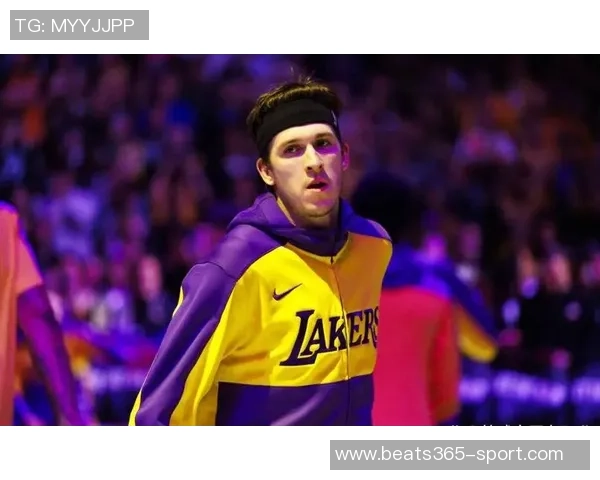 美媒热议里夫斯表现是否已成为湖人第二核心球员仅次于东契奇