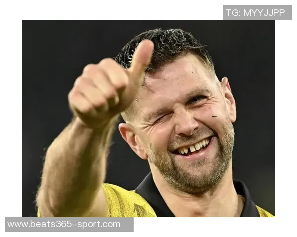 米兰官方宣布租借32岁前锋菲尔克鲁格买断费用为500万欧元