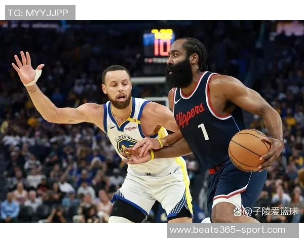 勇士新星因膝伤缺阵但攻防兼备助库里反弹成关键角色