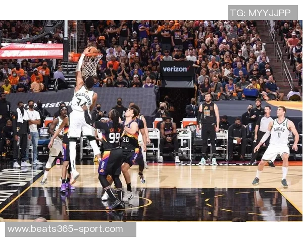 维拉纽瓦谈4号位阵容选择：德克首发KG替补字母哥被裁的深意