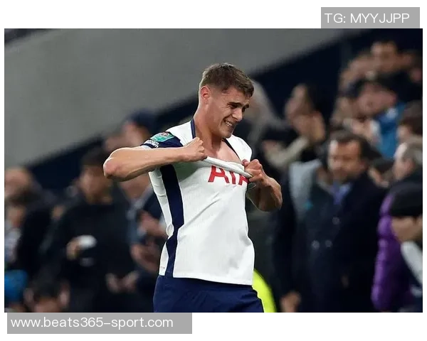 热刺后卫范德芬承认惨败阿森纳感到失望称对手表现更佳